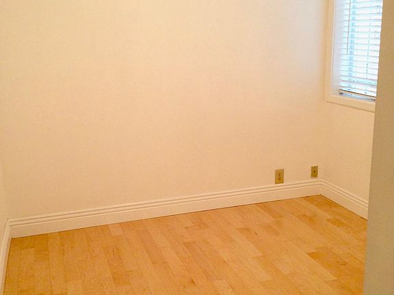 2nd image of 736 Huron Ave