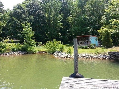 5th image of 196 Sunset Cove Ln
