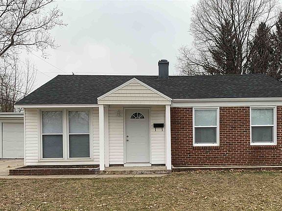 2nd image of 557 Manchester Dr