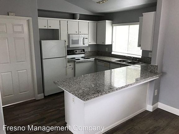 5th image of 1565 W Swift Ave #203