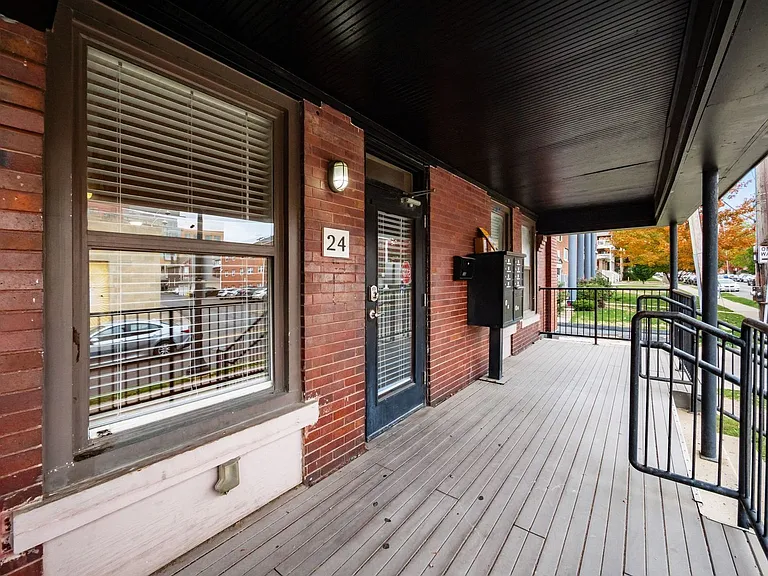 24 Chittenden Ave — Photo 31