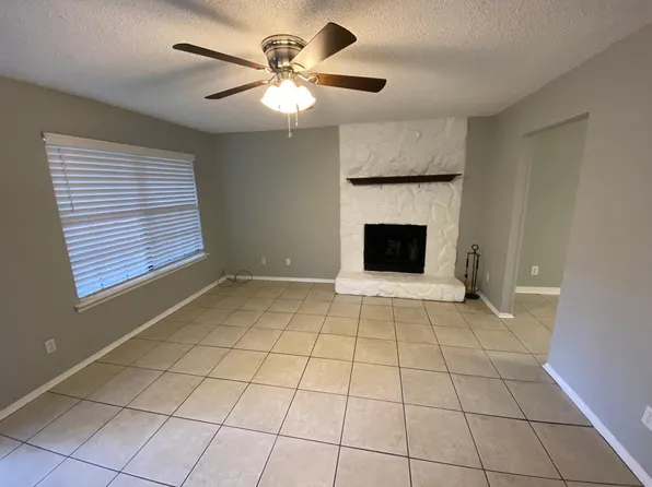 5727 Muldoon Rd APT 1, Pensacola, FL 32526