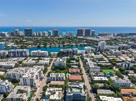 9901 W Bay Harbor Dr