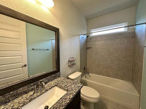 3rd image of 240 Brentwood Dr