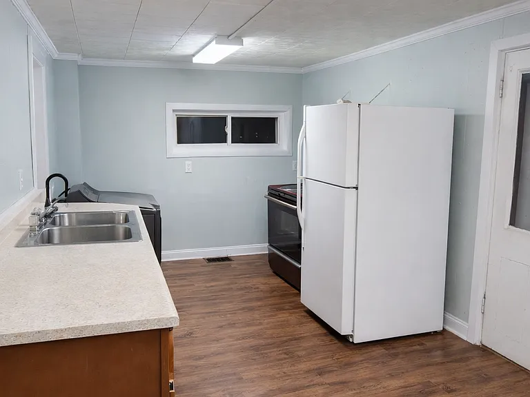 66 Riverside Dr #3 — Photo 4