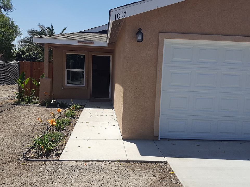 1st image of 1017 W 8th St