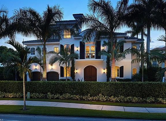 2nd image of 629 Gulf Shore Blvd N