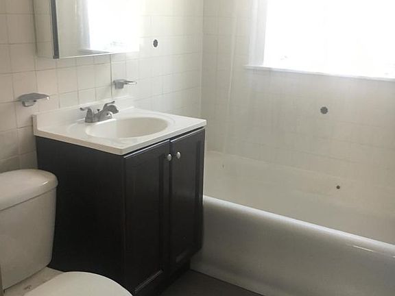 4th image of 4835 N Hoyne Ave #4835.5-G
