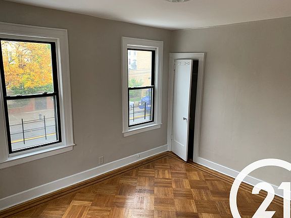3rd image of 42-02 Ditmars Blvd #2F
