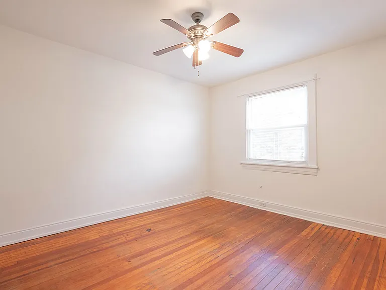 2606 Grayland Ave — Photo 15
