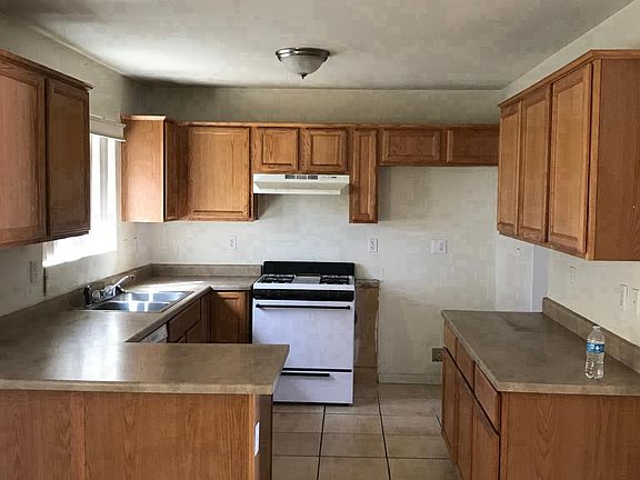Open kitchen