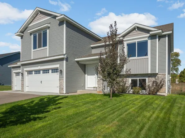 4142 Eaton Cir NE, Monticello, MN 55362