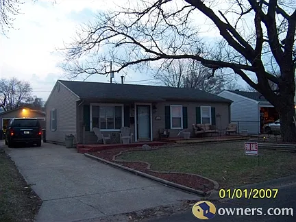1403 Jerome St photo 1