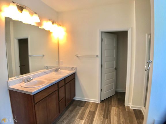 5th image of 1831 Campbell Oaks Dr