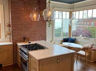 1588 Grand Ave #A, Astoria, OR 97103