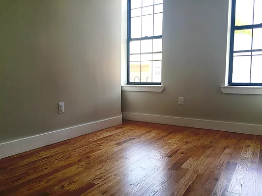 Rented by TheRealEstateCompany.com LLC | media 4