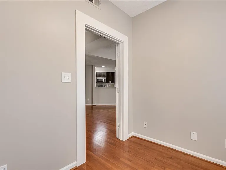 1250 Parkwood Cir SE #2201 — Photo 26