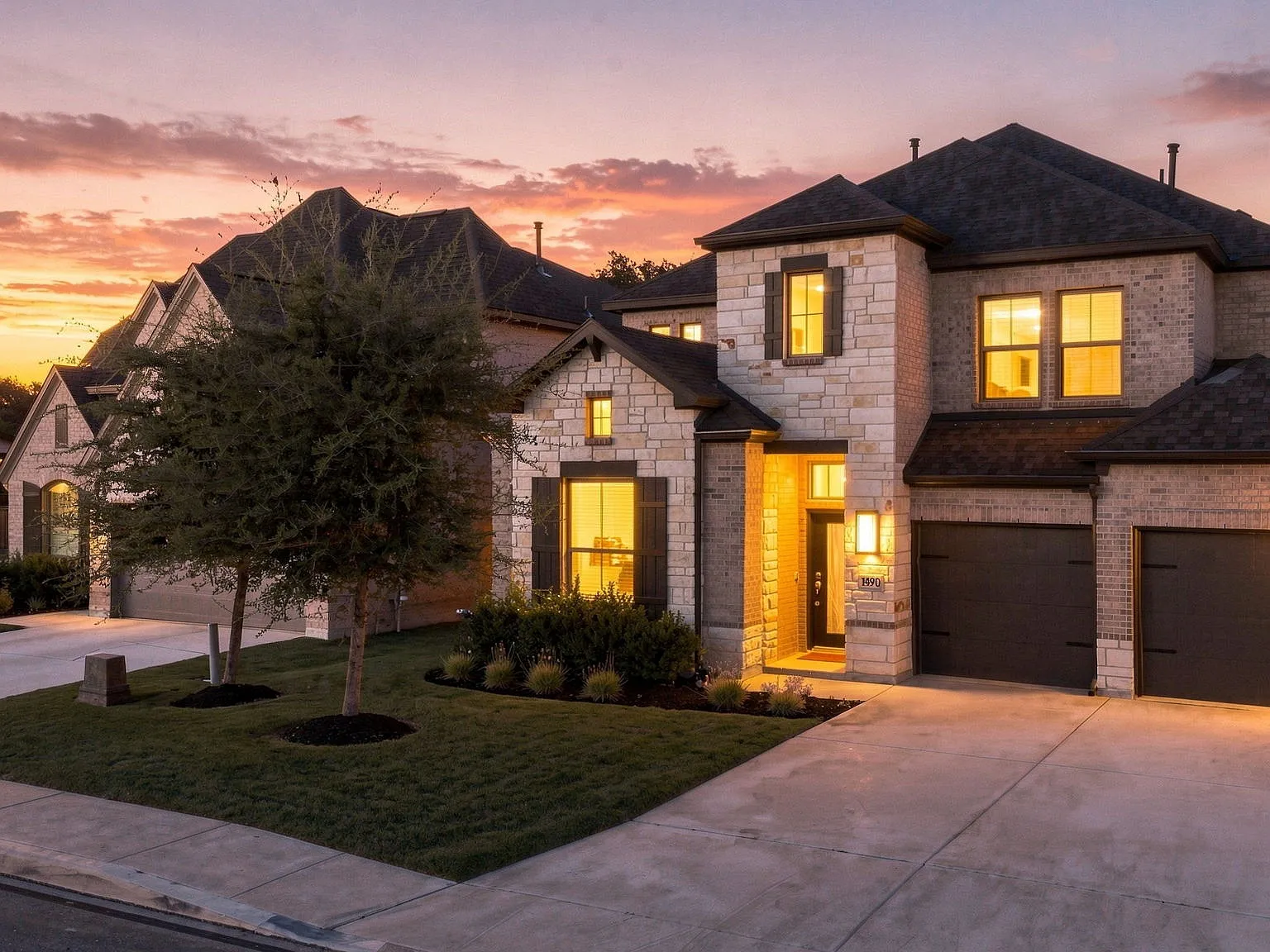 5 bed, 3008 sqft, $3,000 — Photo 3