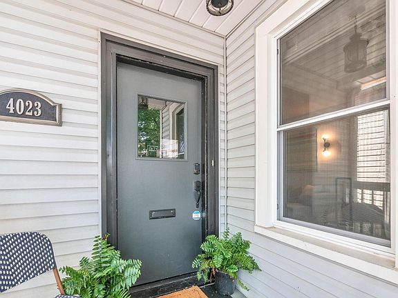 2nd image of 4023 N Sawyer Ave