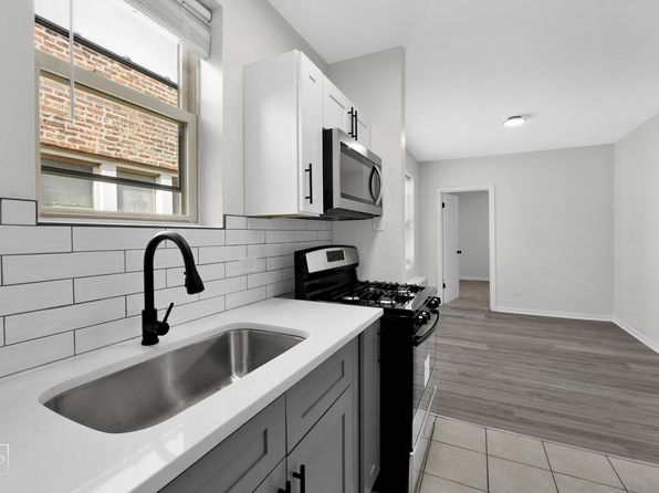 5952-58 W Superior St #5958-2A