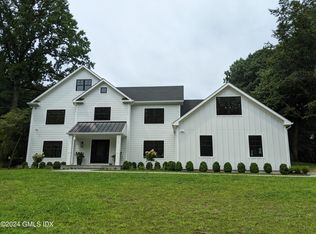 122 Hardesty Rd, Stamford, CT 06903