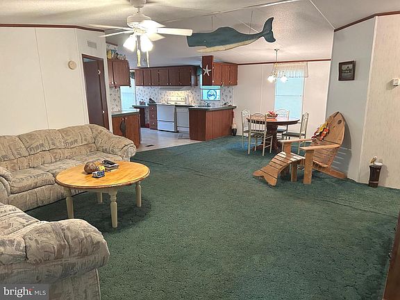 2nd image of 37264 Carolina Dr