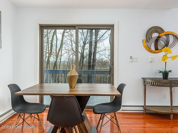 4th image of 5074 Woodbridge Dr E