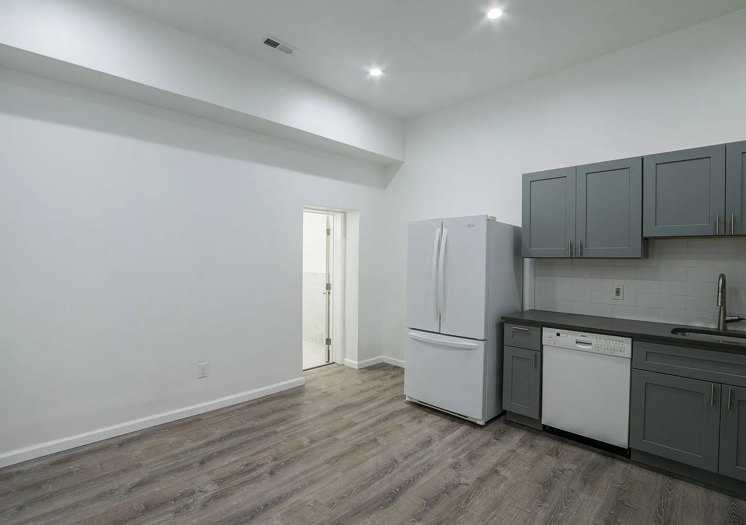 No Longer Under Management as of 4/17/26 - 1726 Pine Street — Photo 2