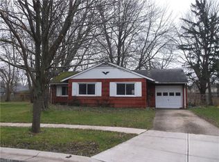 217 Vivian Dr, Berea, OH 44017