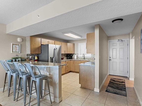 5th image of 13575 Sandy Key Dr Unit 421