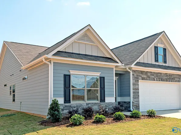 20473 Brook Valley Dr, Athens, AL 35611