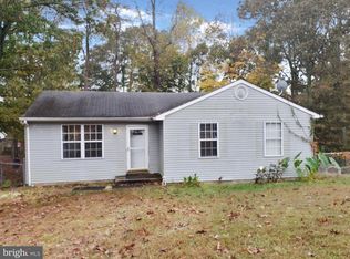 612 Skyview Dr, Lusby, MD 20657