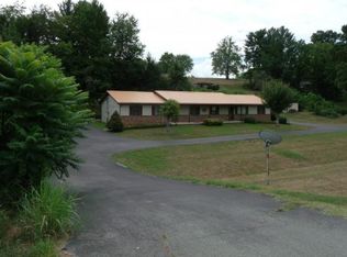 4448 Bristol Hwy, Johnson City, TN 37601