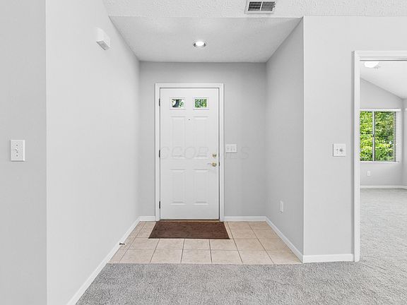 4th image of 3684 Niblick Pl