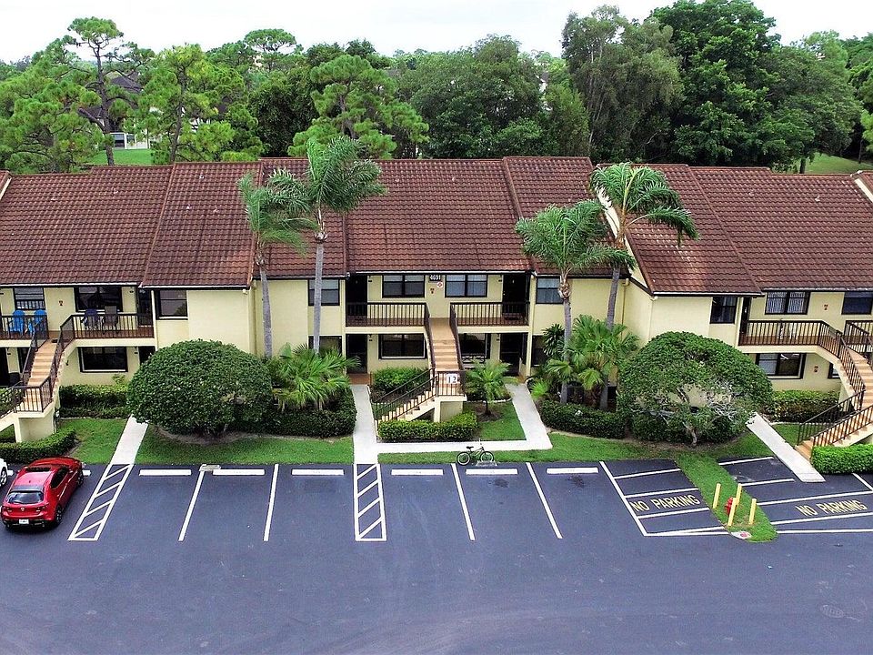 1st image of 4691 Lucerne Lakes Blvd Boulevard E #206