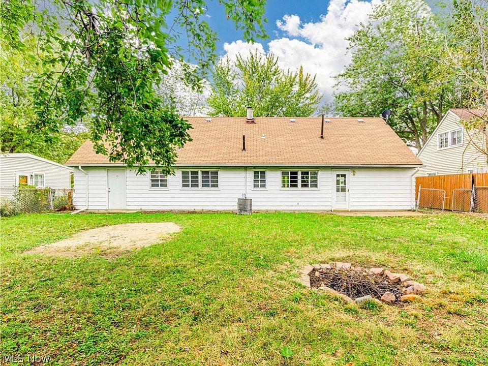 4885 Saddlewood Dr, Sheffield Lake, OH 44054 Zillow