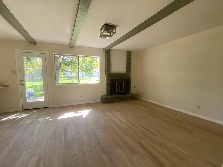 6817 Miranda Dr — Photo 18