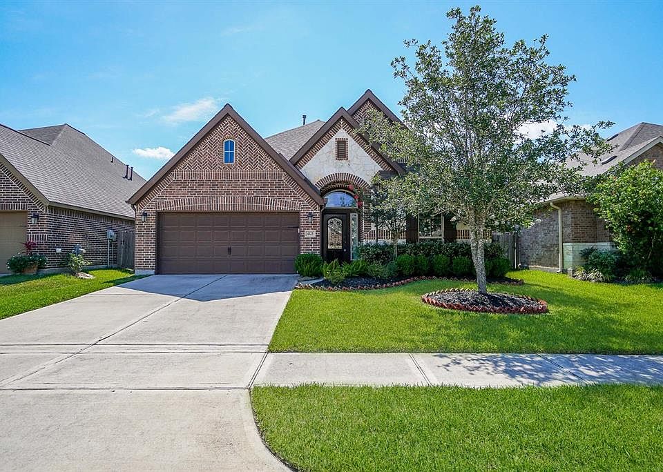 1st image of 4323 Fenetre Forest Ln