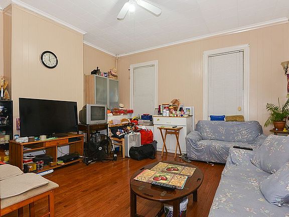 4th image of 88-33 80th St