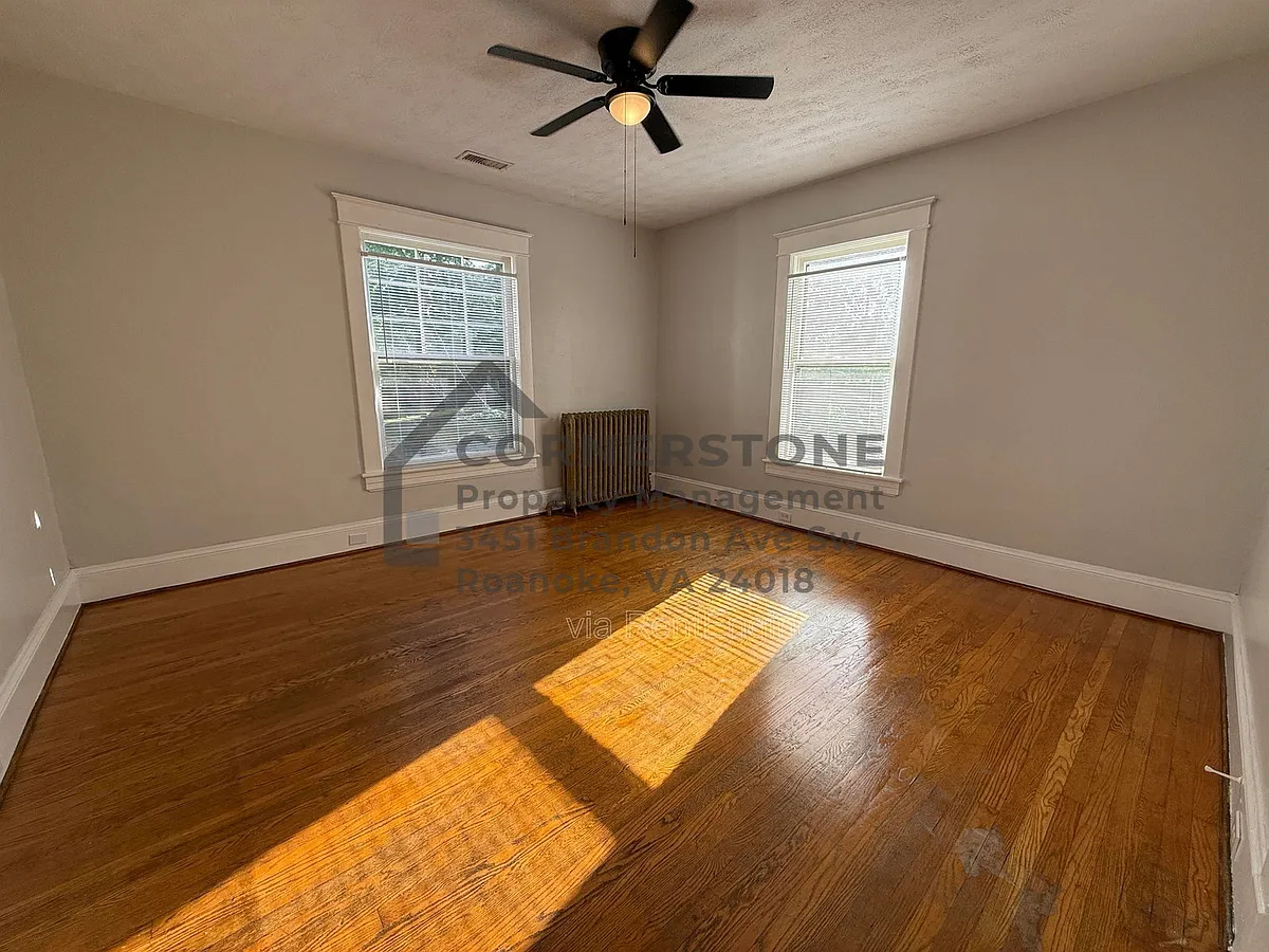 Building Photo - 420 Allison Ave SW #3