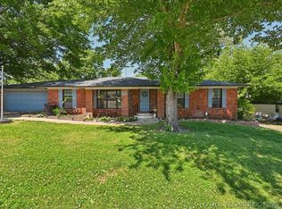 814 Sunset Strip, Miami, OK 74354