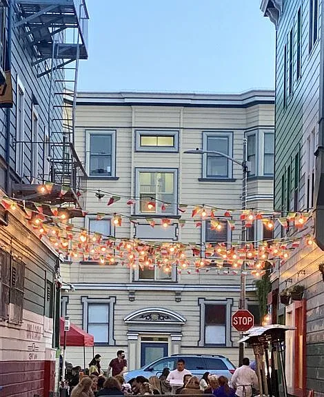 1569 Powell St — Photo 13