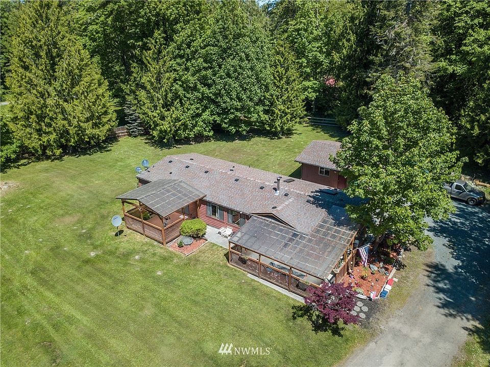 1st image of 440 Wildwood Ln
