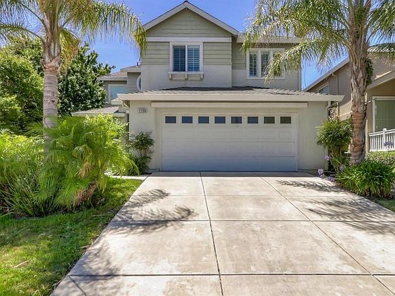 2nd image of 1156 Dahlia Ct