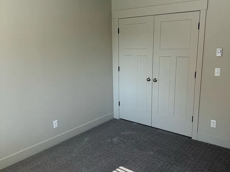 G3581RO — Photo 12