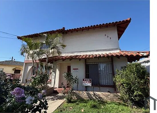 3 bed, 1425 sqft, $3,400 — Photo 3
