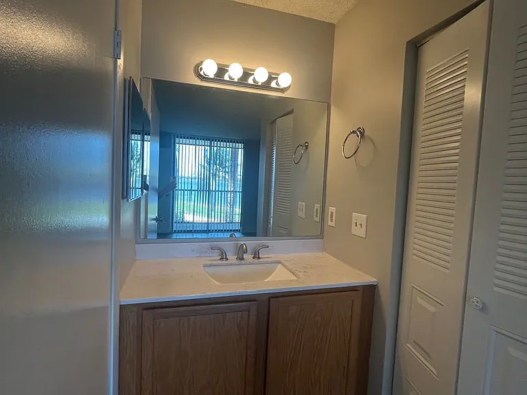 728 Executive Center Dr #211-5-211 — Photo 7