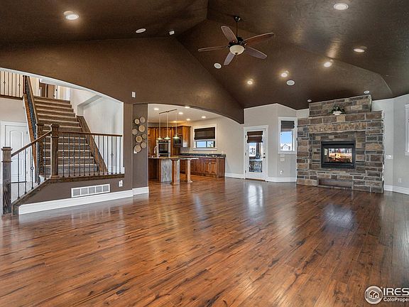 3rd image of 8734 Longs Peak Cir