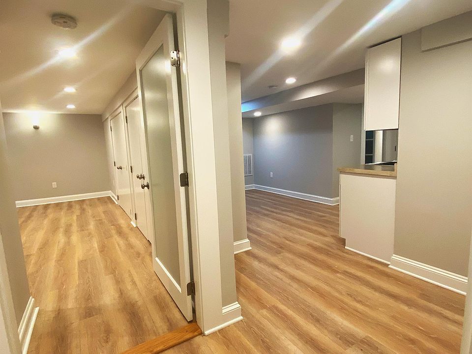 1st image of 431 S Huntington Ave #B