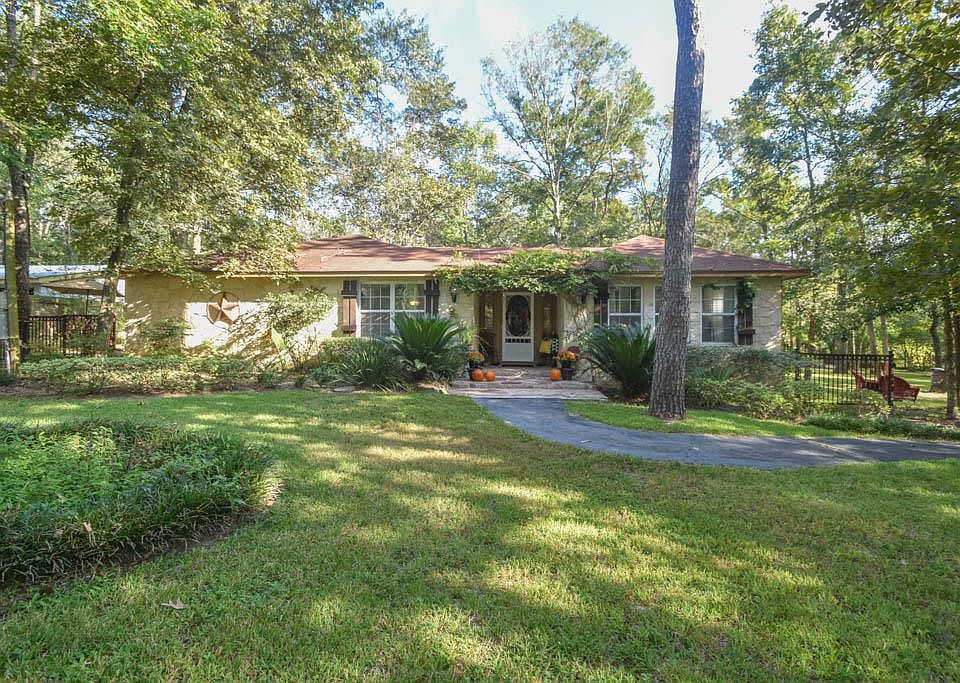 1st image of 22070 Magnolia Hills Dr